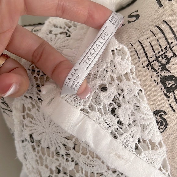 Trafaluc Zara Lace summer flowy top - Picture 7 of 8